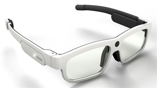 XpanD开发首款自定制通用3D眼镜