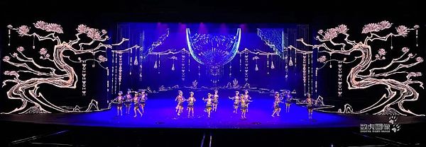 大型多媒体演艺《龙乡水里 贵秀》 一场沉浸式盛世欢歌