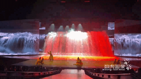 大型多媒体演艺《龙乡水里 贵秀》 一场沉浸式盛世欢歌