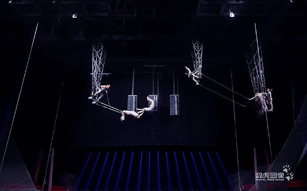 大型多媒体演艺《龙乡水里 贵秀》 一场沉浸式盛世欢歌