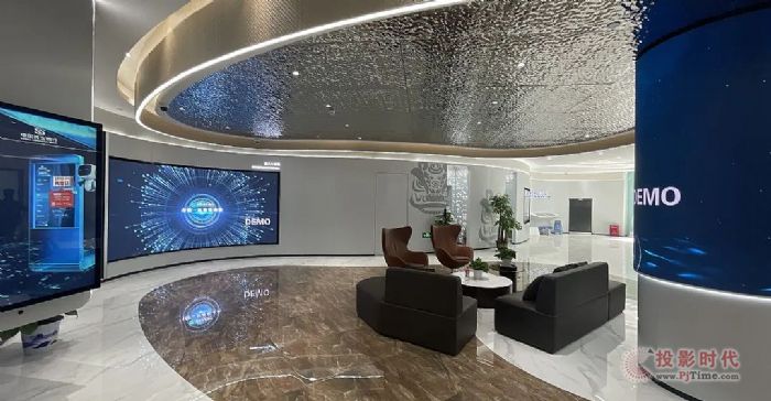 BOE(京东方)携手民生银行打造多家“智慧银行体验店” 屏之物联赋能智慧金融全面开花