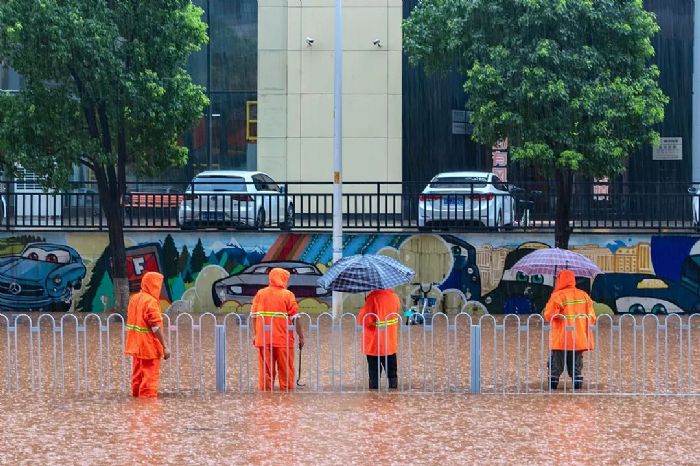 高温暴雨频发,小鸟科技提醒气象行业该如何智慧预警?