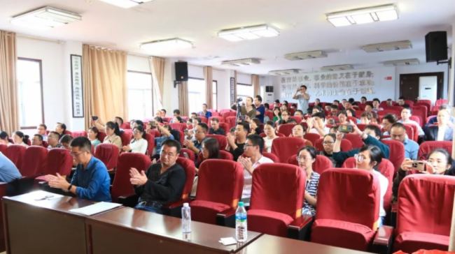 智慧教育走进江西贵溪,锐取赋能课堂数字化转型!