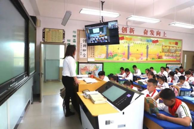 57间智慧教室,解锁“同步教学”科技密码!