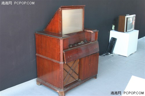 120Hz倍频技术!TCL新品TV发布会报道