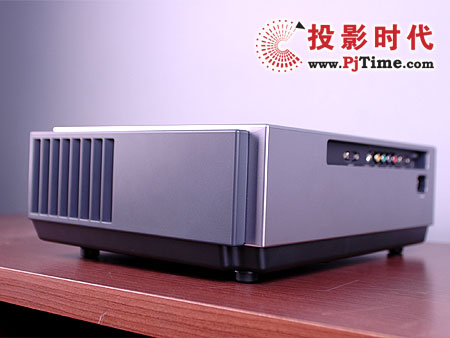 索尼顶级720p AW15全国首测之外观篇