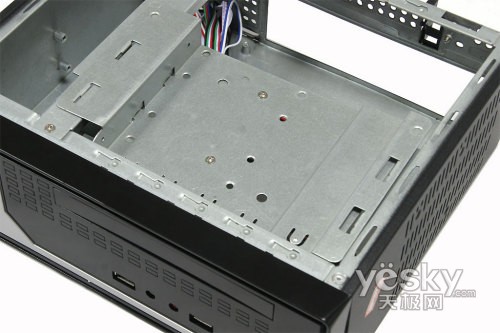 自己组建HTPC 顺达两款Q-BOX迷你机箱评测