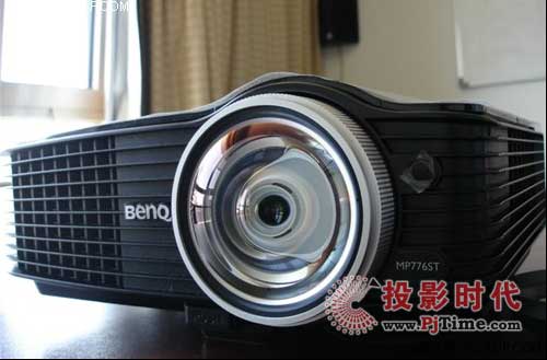 1米投80寸 明基全新短焦投影机MP776ST即将上市