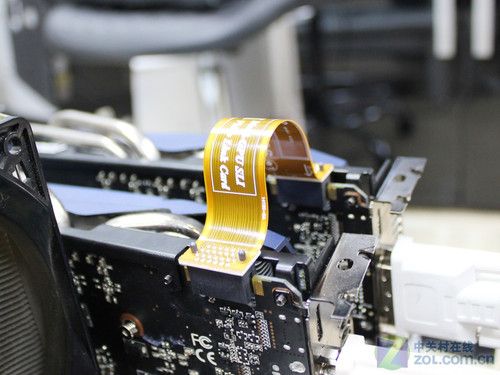 史上最发烧 3屏3D显示器拼接终极体验……