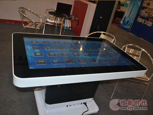 中银科技亮相第65届成都教育装备展