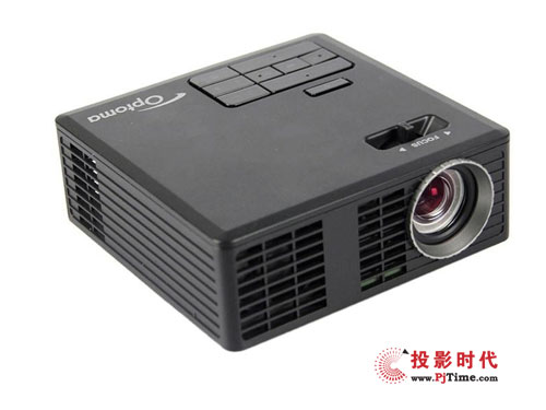 鲜花玩偶遭吐槽 微型投影机送她别样心意