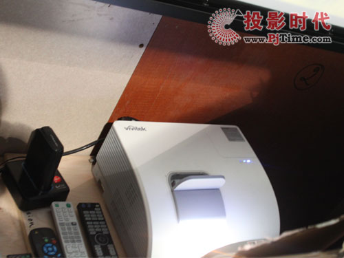 Screen Innovations FlexGlassó̽ͶӰʾ