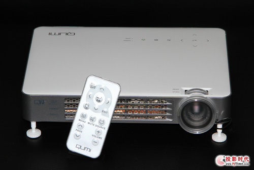 ѶQUMI Q7 Plus
