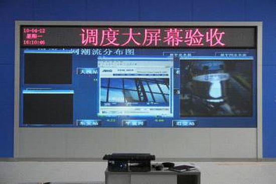DLP拼接：价格逆行下的生存之道