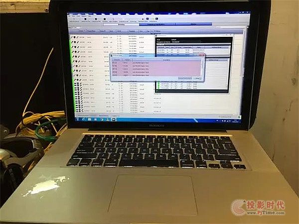 见证光辉时刻 SHURE舒尔献礼香港回归20周年阅兵式