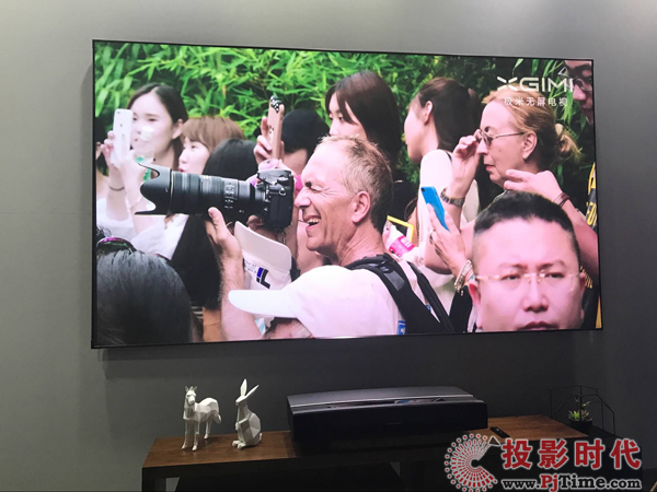你可能不知道：激光电视为何需要抗光幕？