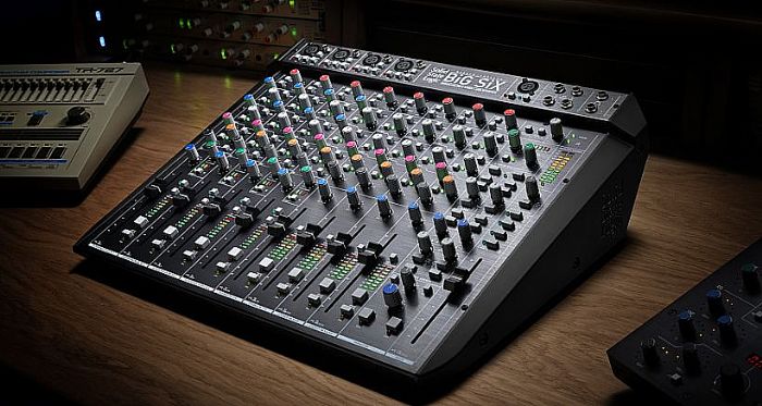 Solid State LogicƳUSBӿڵBiG SiX SuperAnalogue?̨